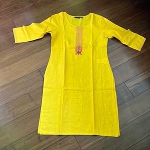 Yellow kurta kurti XS cotton embroidered Indian tunic top